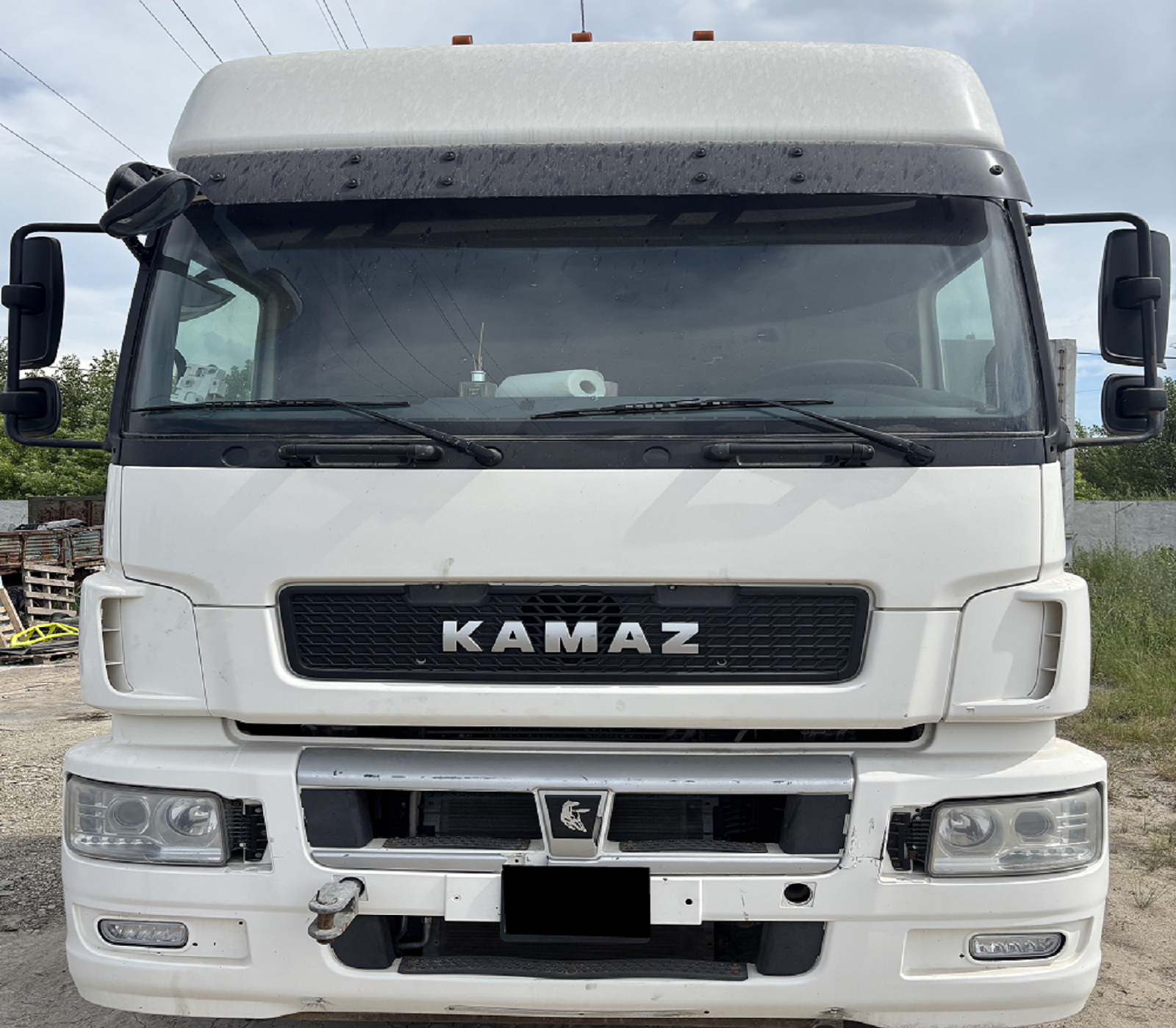 Тягач седельный КАМAЗ 5490-S5