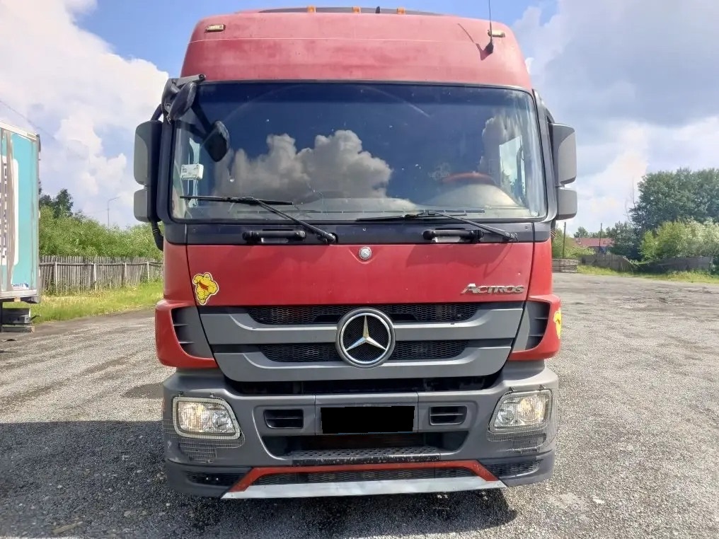 Тягач седельный Mercedes-Benz Actros (1841 LS)
