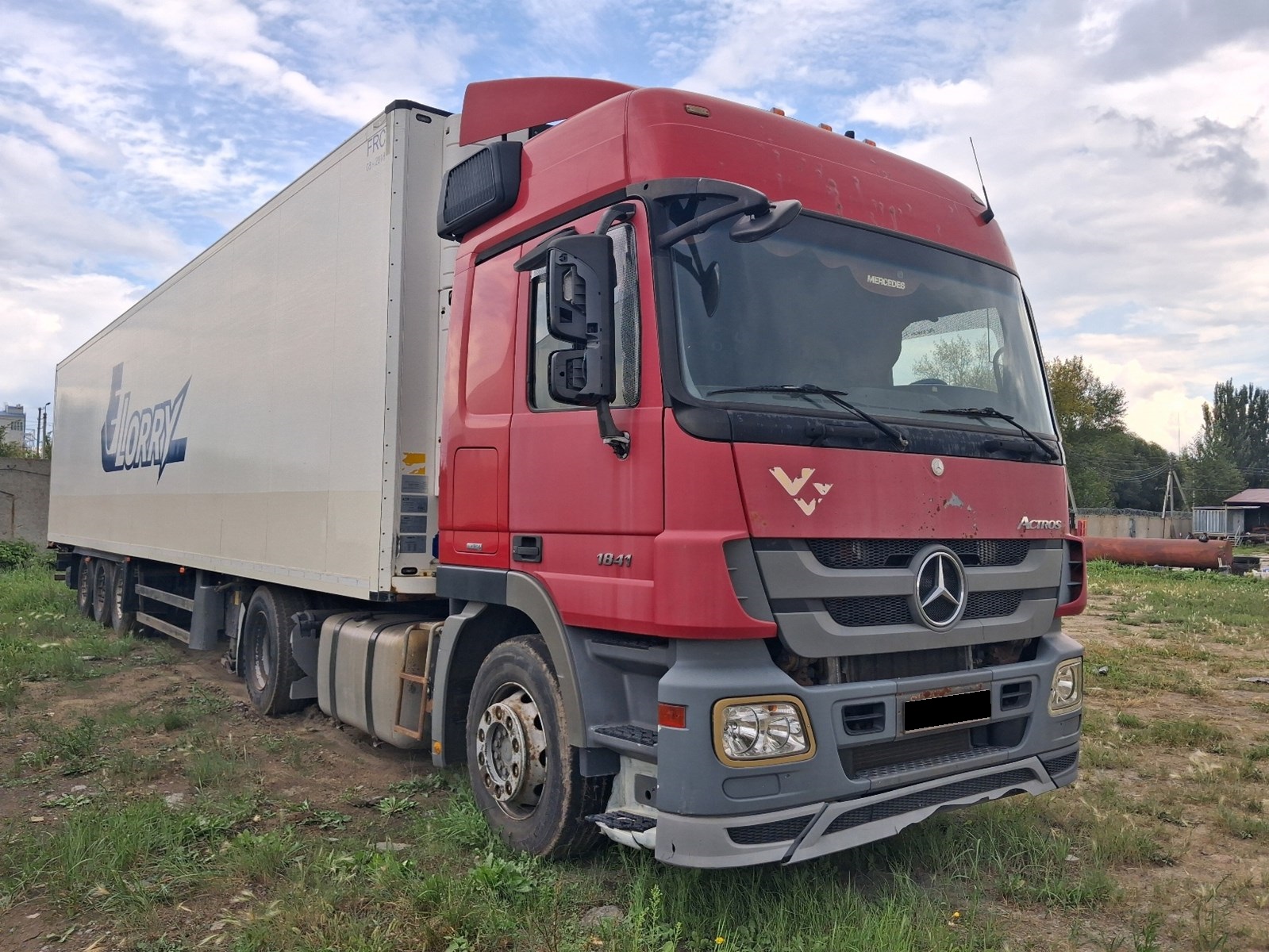 Тягач седельный Mercedes-Benz Actros (1841LS)