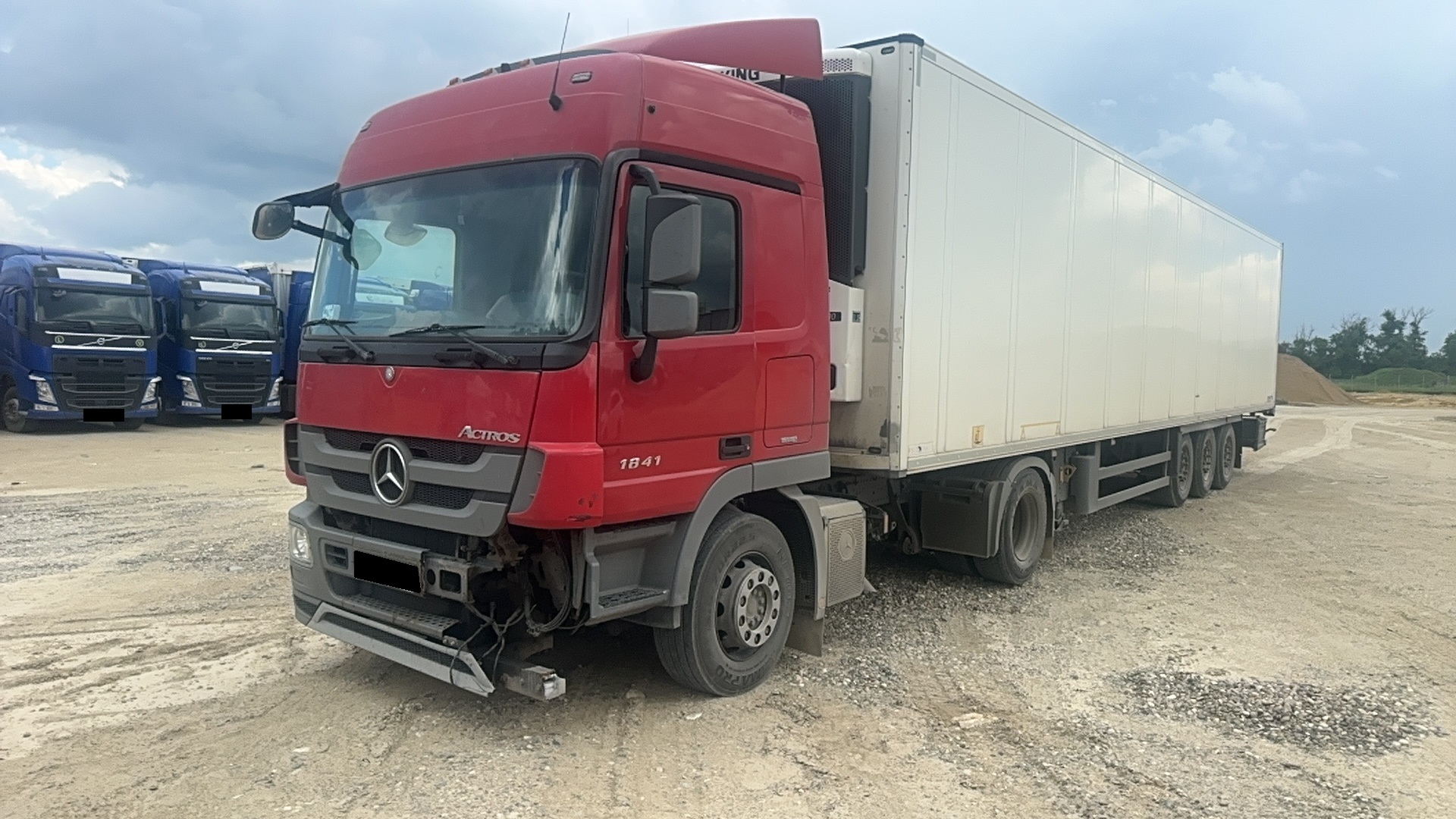 Тягач седельный Mercedes-Benz Actros (1841LS)