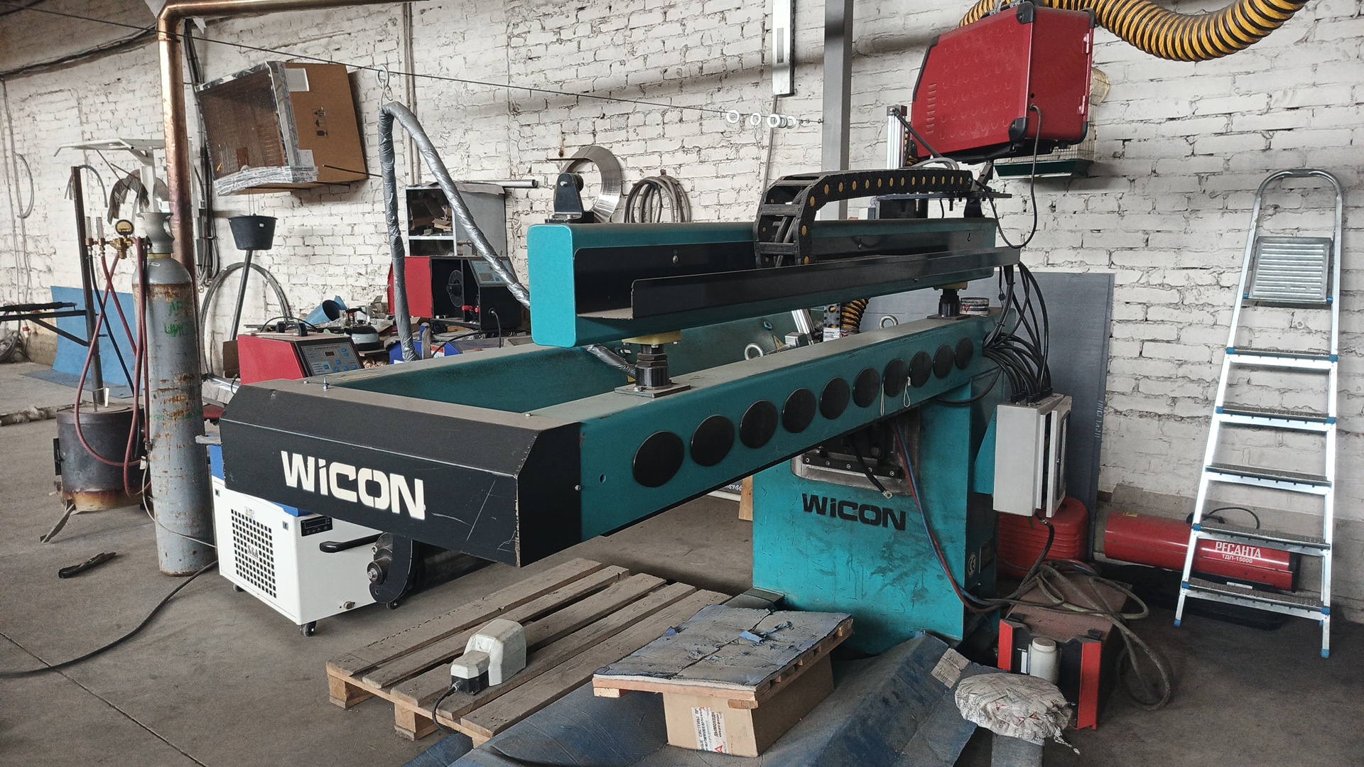 Установка для сварки продольных швов WBKM-1500