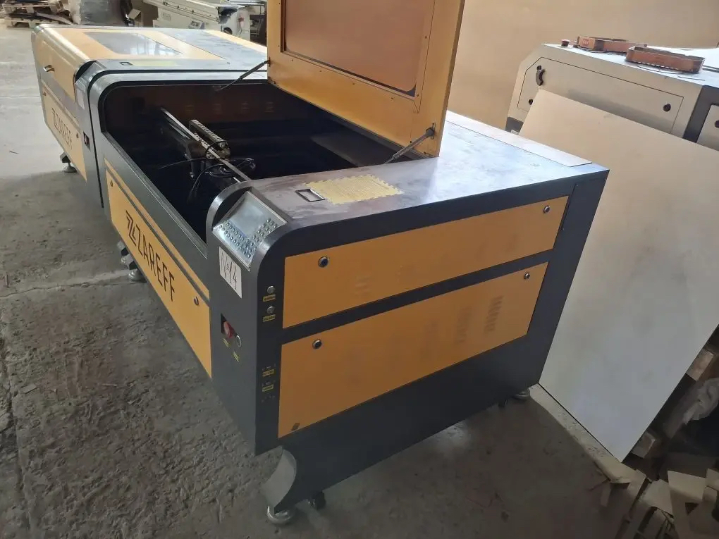 Лазерный станок Zareff Ruida 1000х800 мм 100W (57 двигатель)