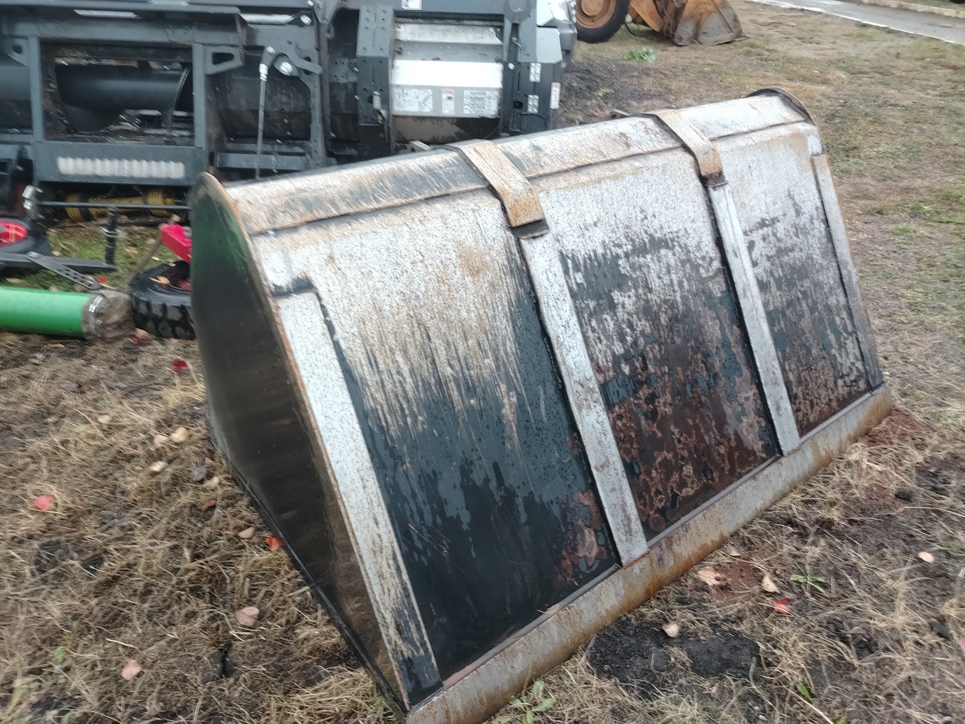 Погрузчик Т229-1221 к трактору МТЗ 1221