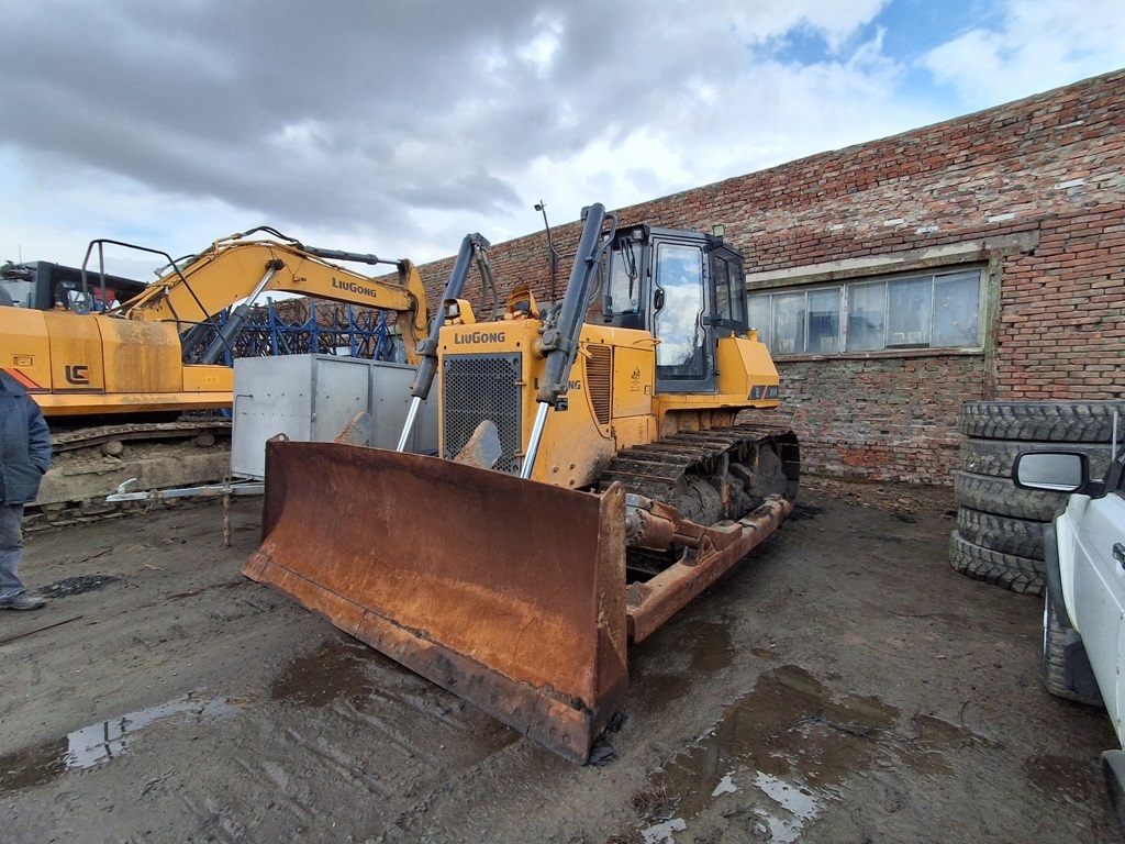 Бульдозер Liugong CLG B160 C