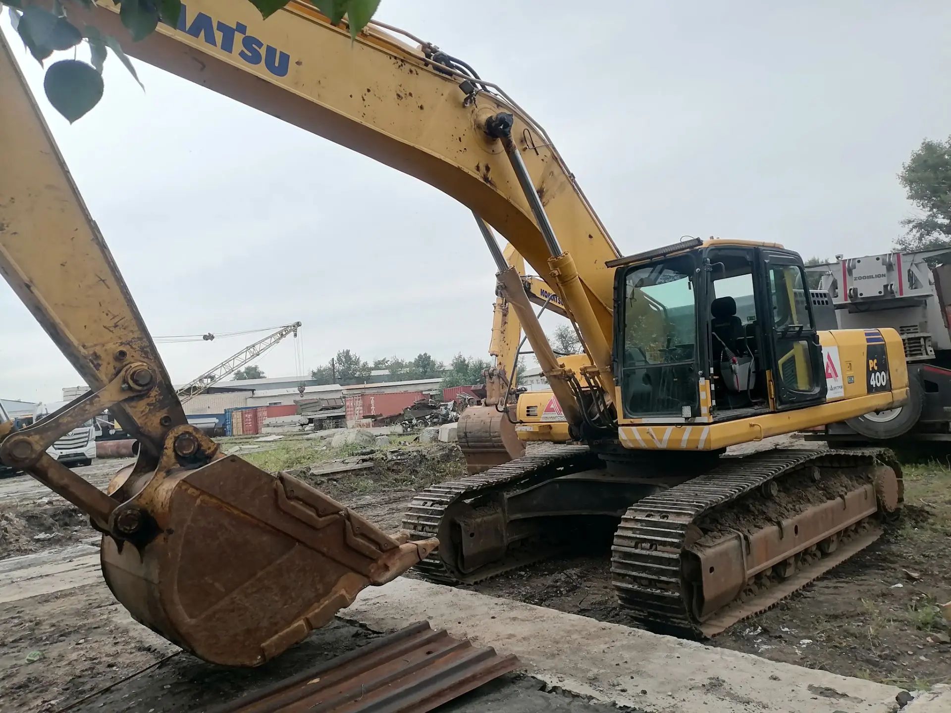 Экскаватор Komatsu PC400-8