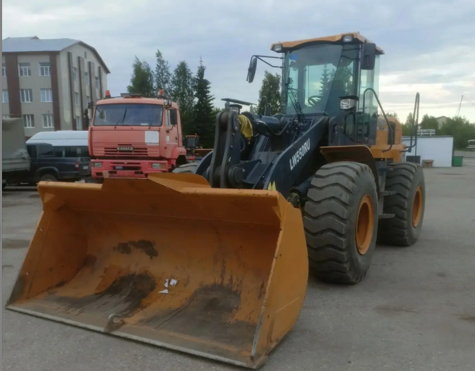 Погрузчик XCMG LW550RU