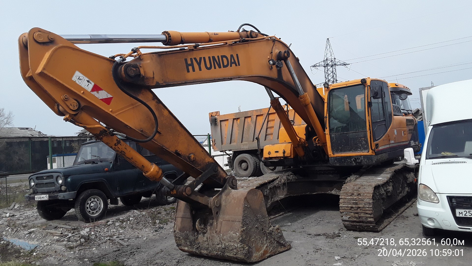Экскаватор гусеничный Hyundai R300L C-9S