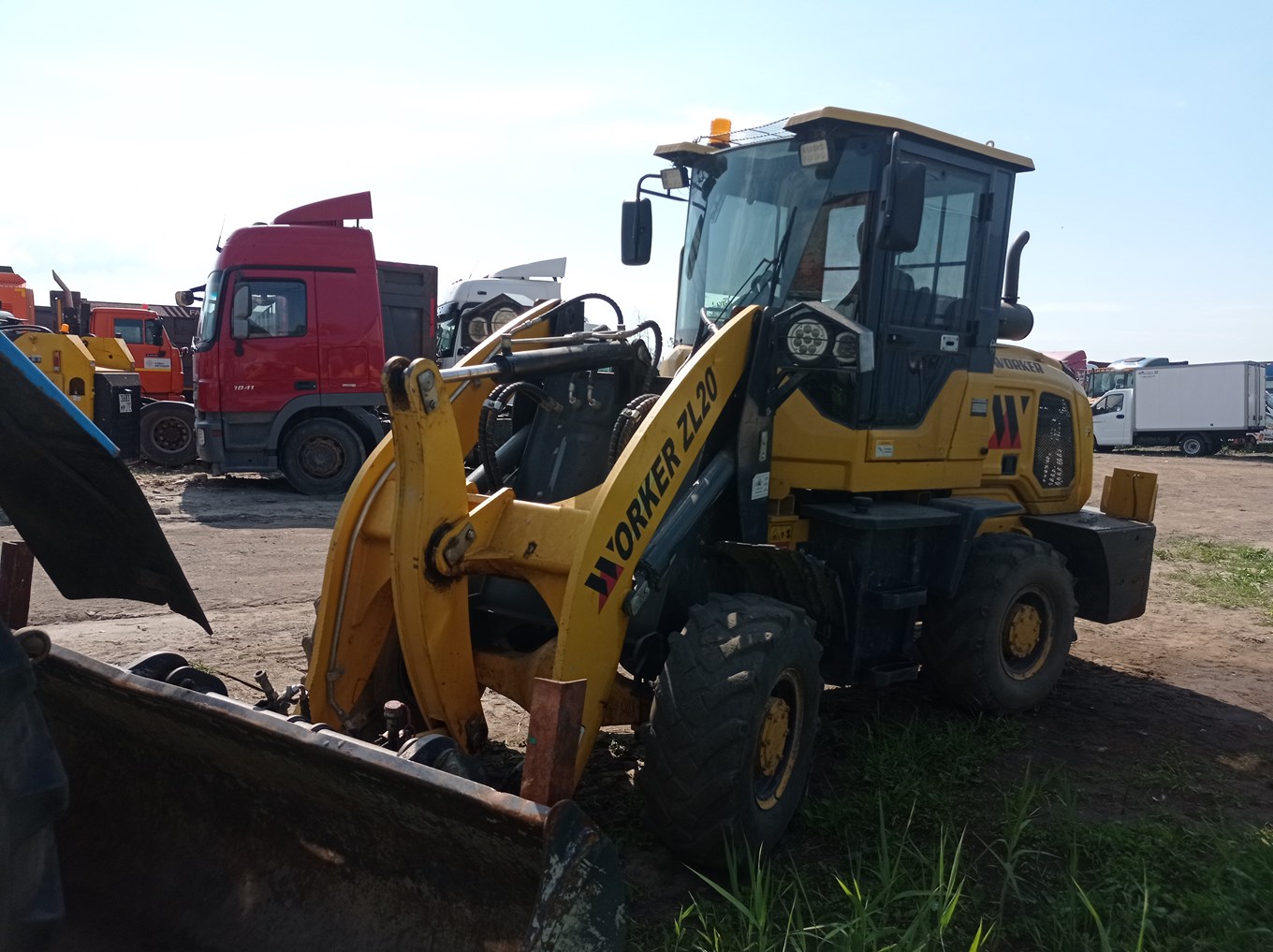 Погрузчик Worker ZL20