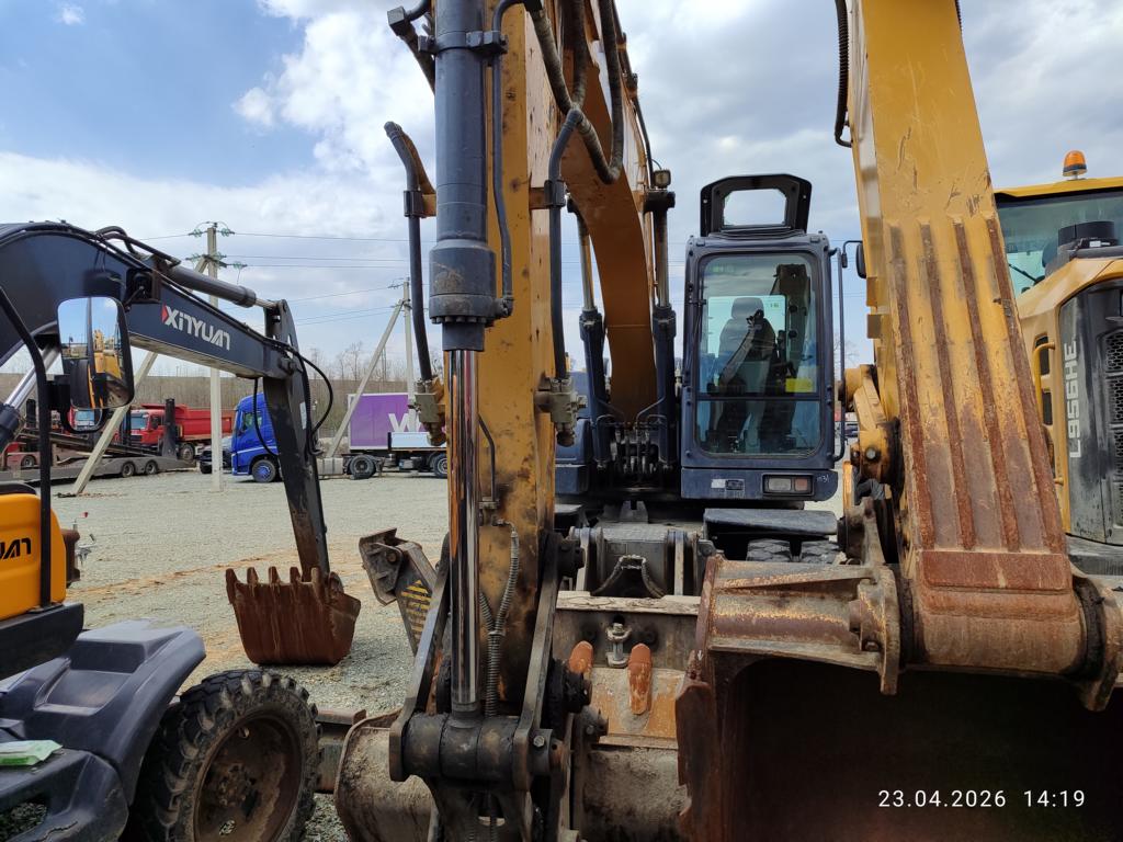 Экскаватор XCMG XE150WD