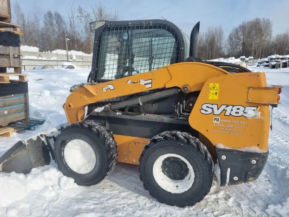 Погрузчик Case SV185