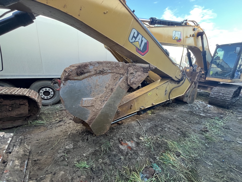 Экскаватор Caterpillar 330 GC