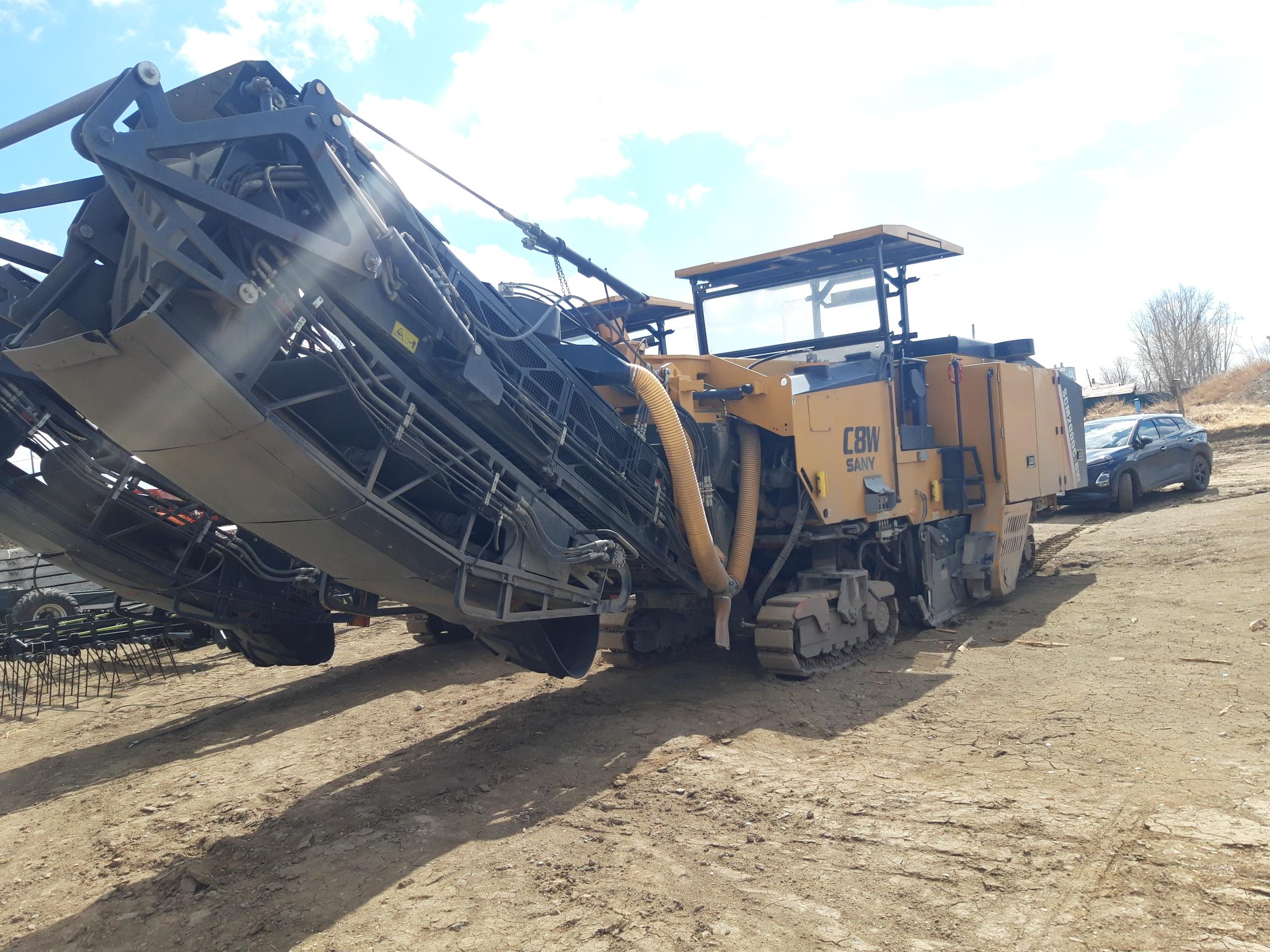 Фреза дорожная Sany SCM2000C-8W