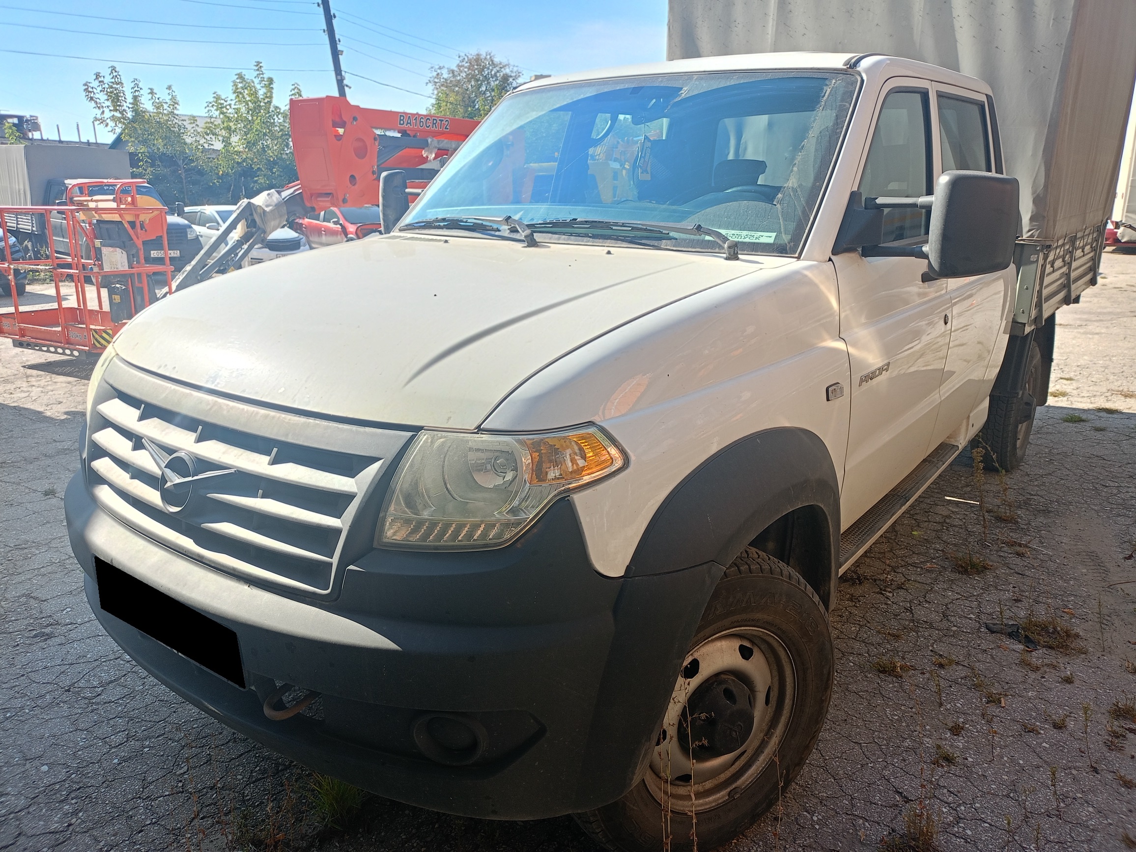 УАЗ Profi (236324)