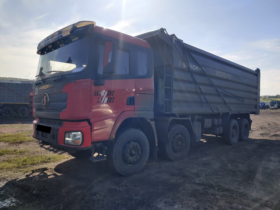 Самосвал Shacman SX33186T366C X3000